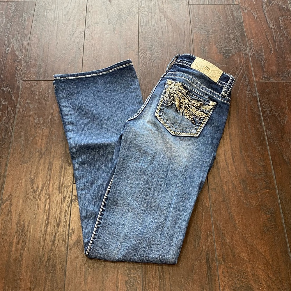 Miss Me Mixed Feather Wing Size 27 M3485B Used